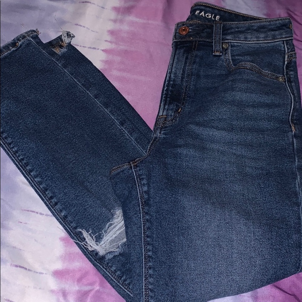 AE MOM JEANS